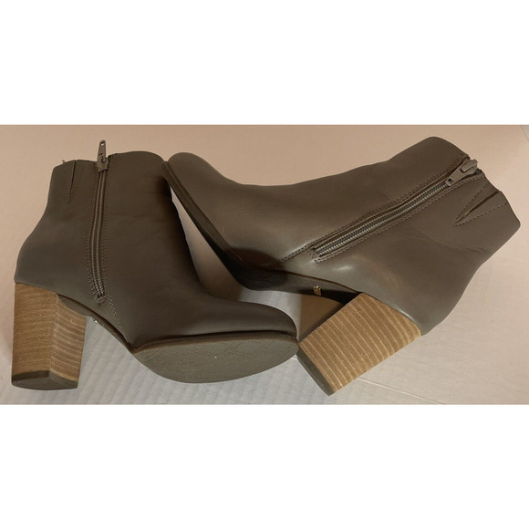 Vionic Serena Leather Ankle Taupe Booties Leather Women's Size 6 - Picture 1 of 11